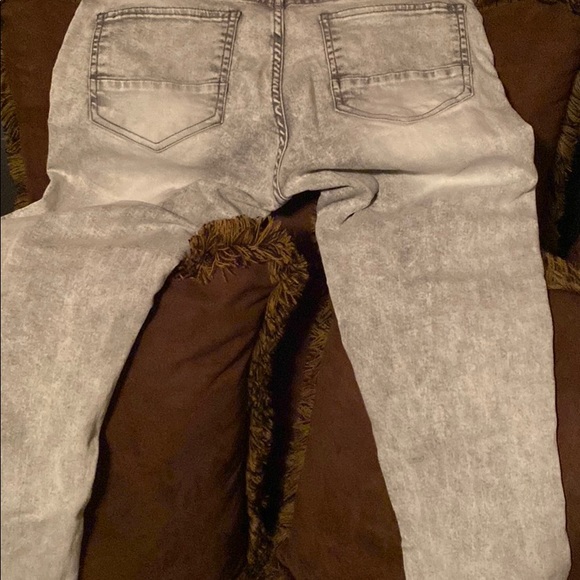 Jeans - Picture 2 of 2